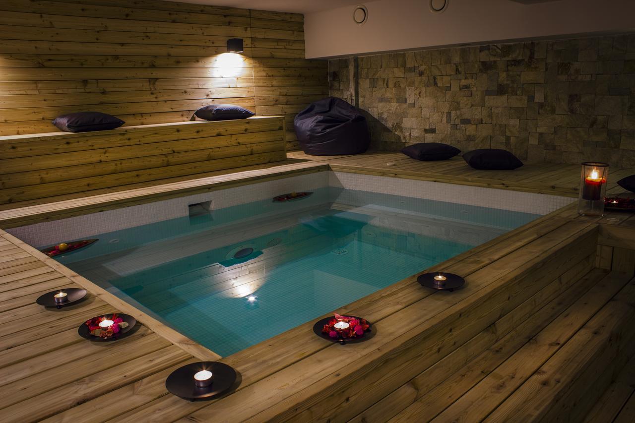 Trigrad Hotel Экстерьер фото