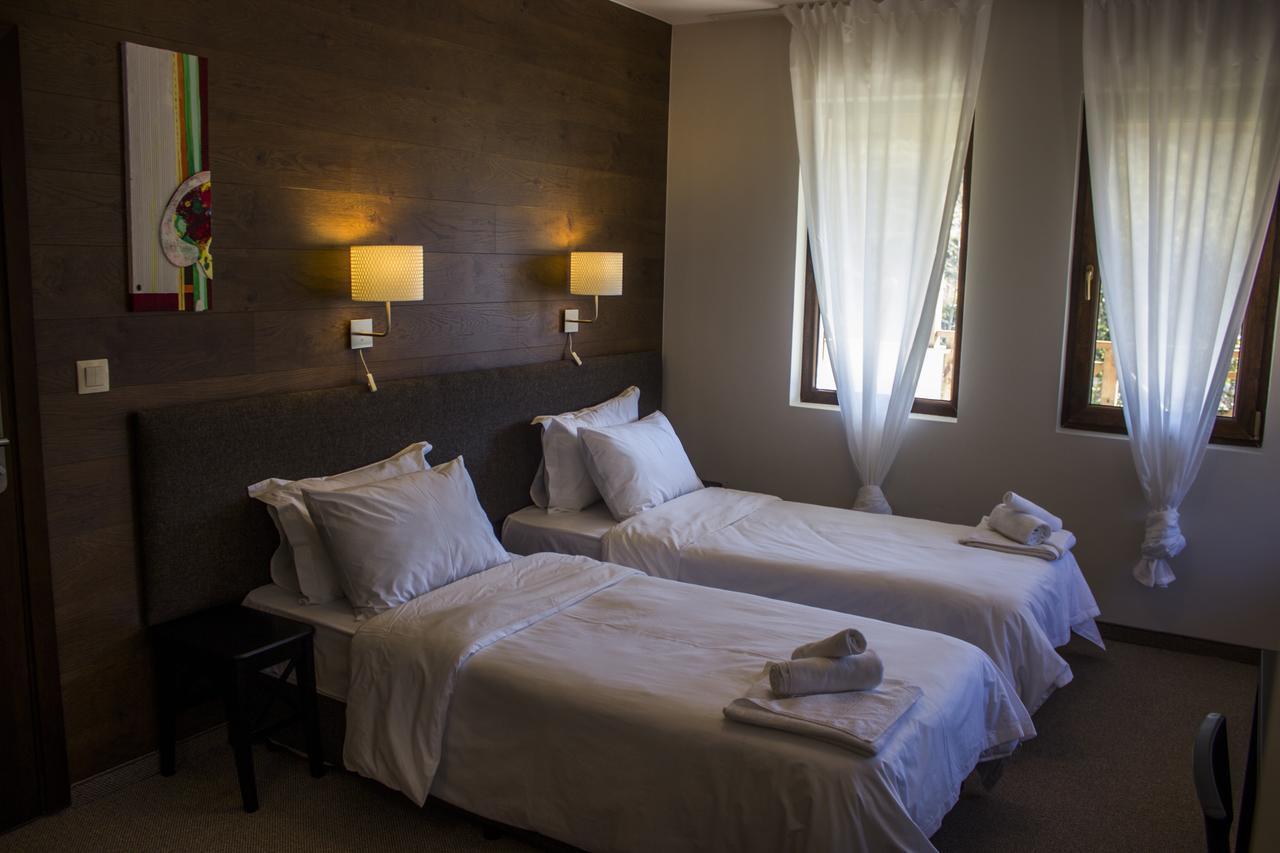 Trigrad Hotel Экстерьер фото